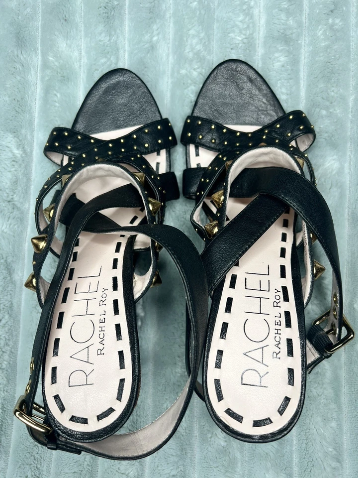 RACHEL ROY MAKENA CUÑAS DE CUERO NEGRO CON TACHUELAS DORADAS TALLA 7,5 Foto 4 de 4