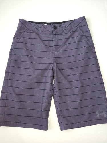 Boys Under Armour Golf Shorts size 14 gray stripe