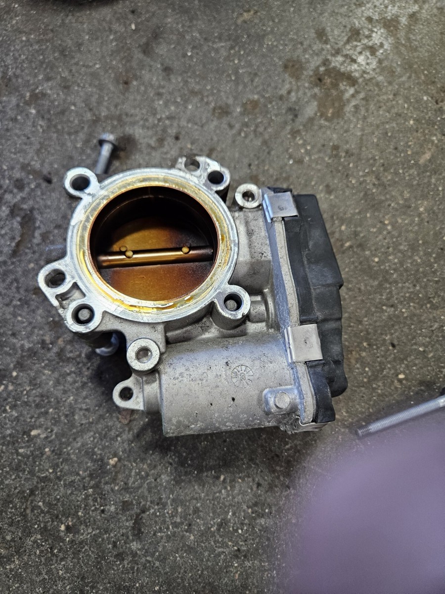 2018-2020 Dodge Journey 2.4L Throttle Body | 68366012AB | Genuine