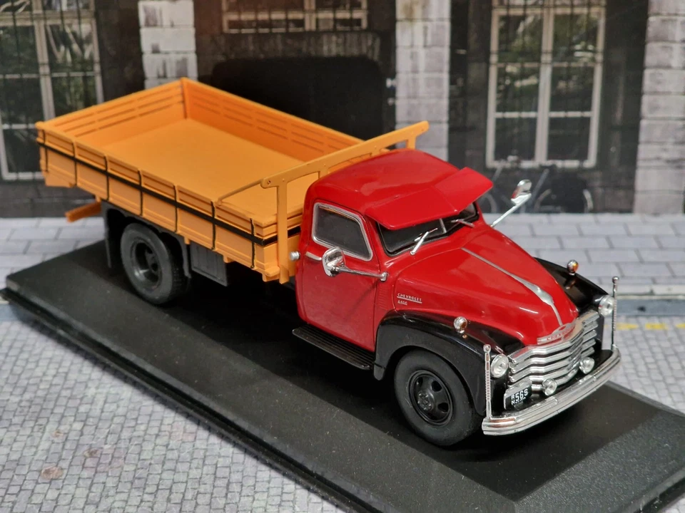 WHITEBOX 1/43 - CHEVROLET 6400 CASSONATO 1954 - Immagine 4 di 4