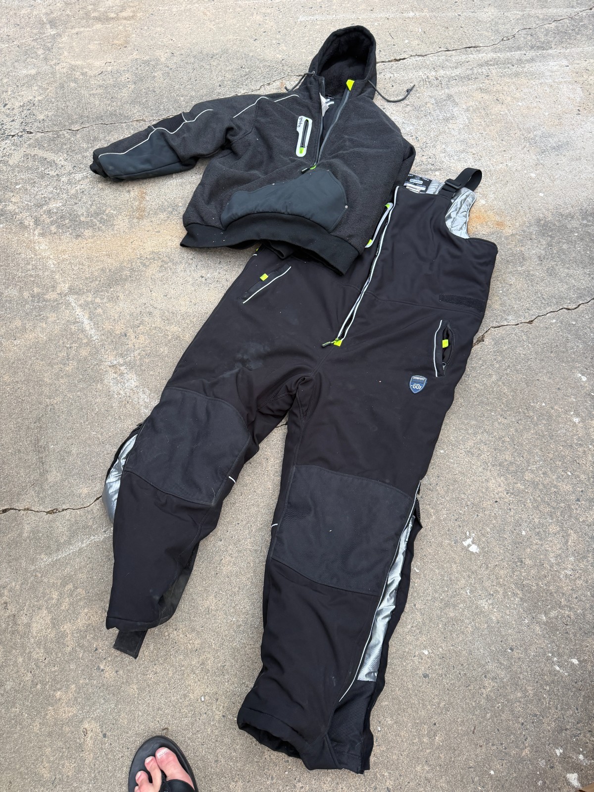 RefrigiWear Extreme Softshell Suit 8480R Jacket & 0795R Bib Overalls Black XL