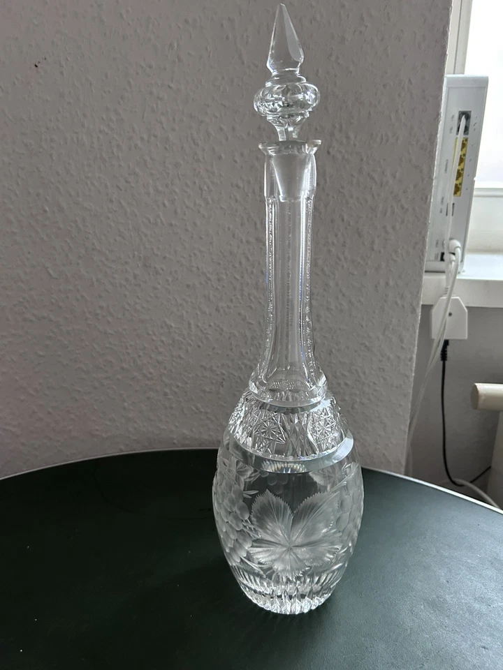 Transparente Kristallglas Karaffe , dekoriert, mit Facettstiel - Bild 2 von 4