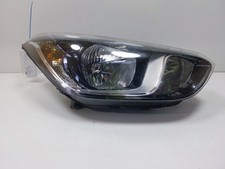 HYUNDAI I20 RHD SCHEINWERFER / SCHEINWERFER RECHTS 921021J570 2013