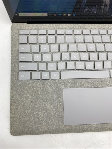 Microsoft Surface Laptop 1 Intel i5-7300U 2.6GHz 8GB RAM 256GB SSD W10P Touch - Picture 4 of 8