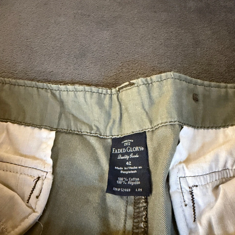 Pantalones Cortos de Carga Faded Glory Camuflaje Informales Exterior Verde Marrón Para Hombres Talla 42 Foto 2 de 4