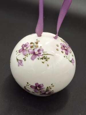 Vtg Fine Bone China Pomandor Ball Made In England Hammersley Violets Victorian