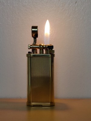 Dunhill Unique Gold Vertical Lines Vintage Lighter Working