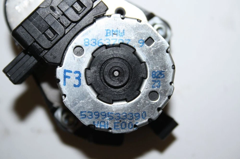 Stellmotor Heizung BMW 528i 5er E39 83637979 VALEO 06-1998 — 第 3/3 张图片