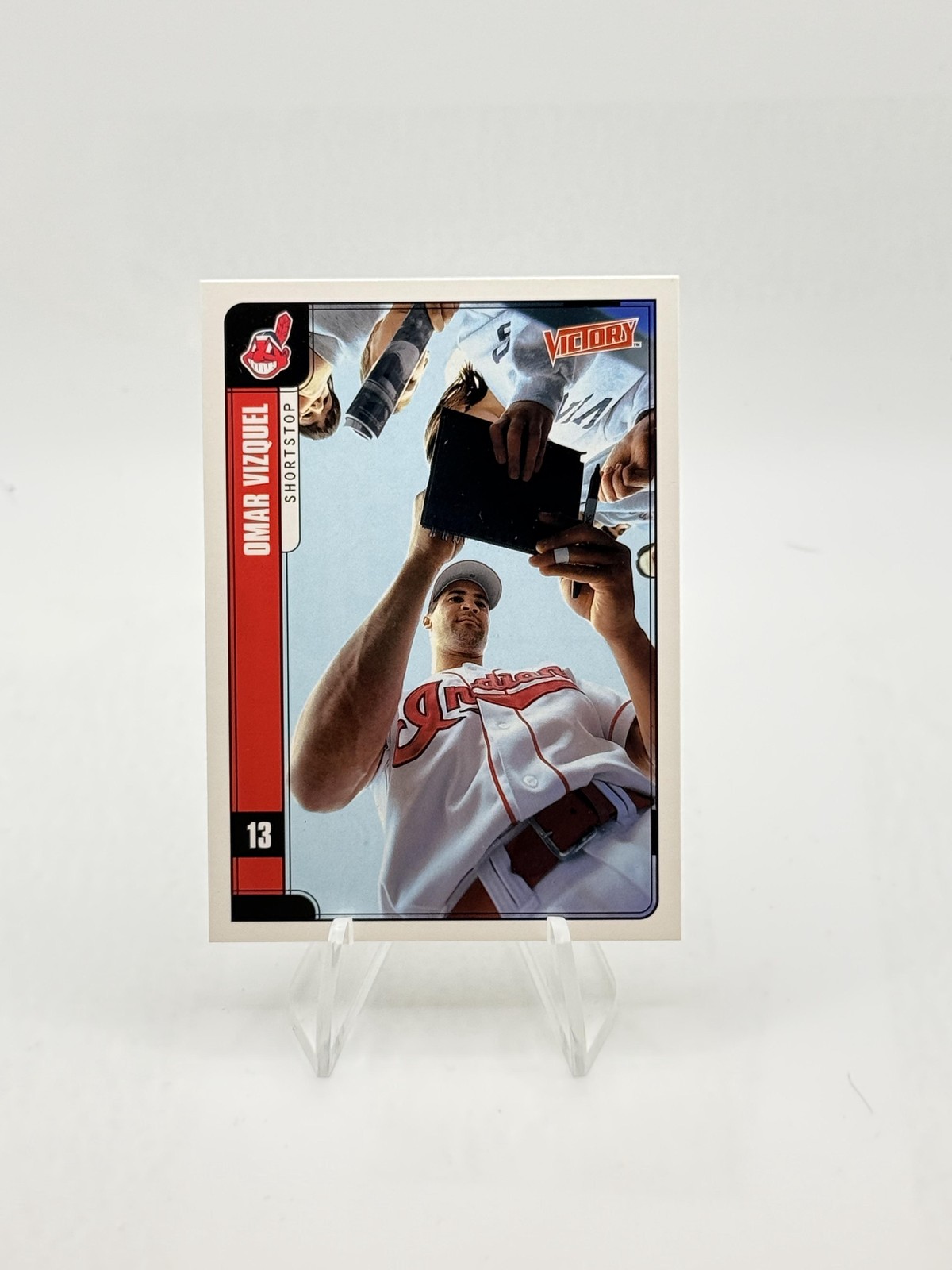 2001 Upper Deck Victory Omar Vizquel #79 Cleveland Indians