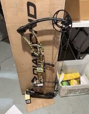 Elite Archery Ritual 30 RH Compound Bow 70 lb 30 in Camo/Black
