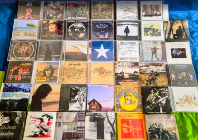 Große Neil Young CD Sammlung darunter mehrere Live CD`s  - 40 CD`s !
