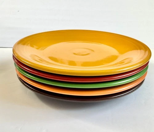 Fiestaware Fiesta Dinner Plates Set of 5 Colors - Homer Laughlin China Co. 10 in