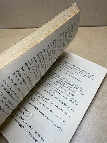 Death Of A Salesman by Arthur Miller ~ PB 26th Printing 1965 - Imagen 7 de 7