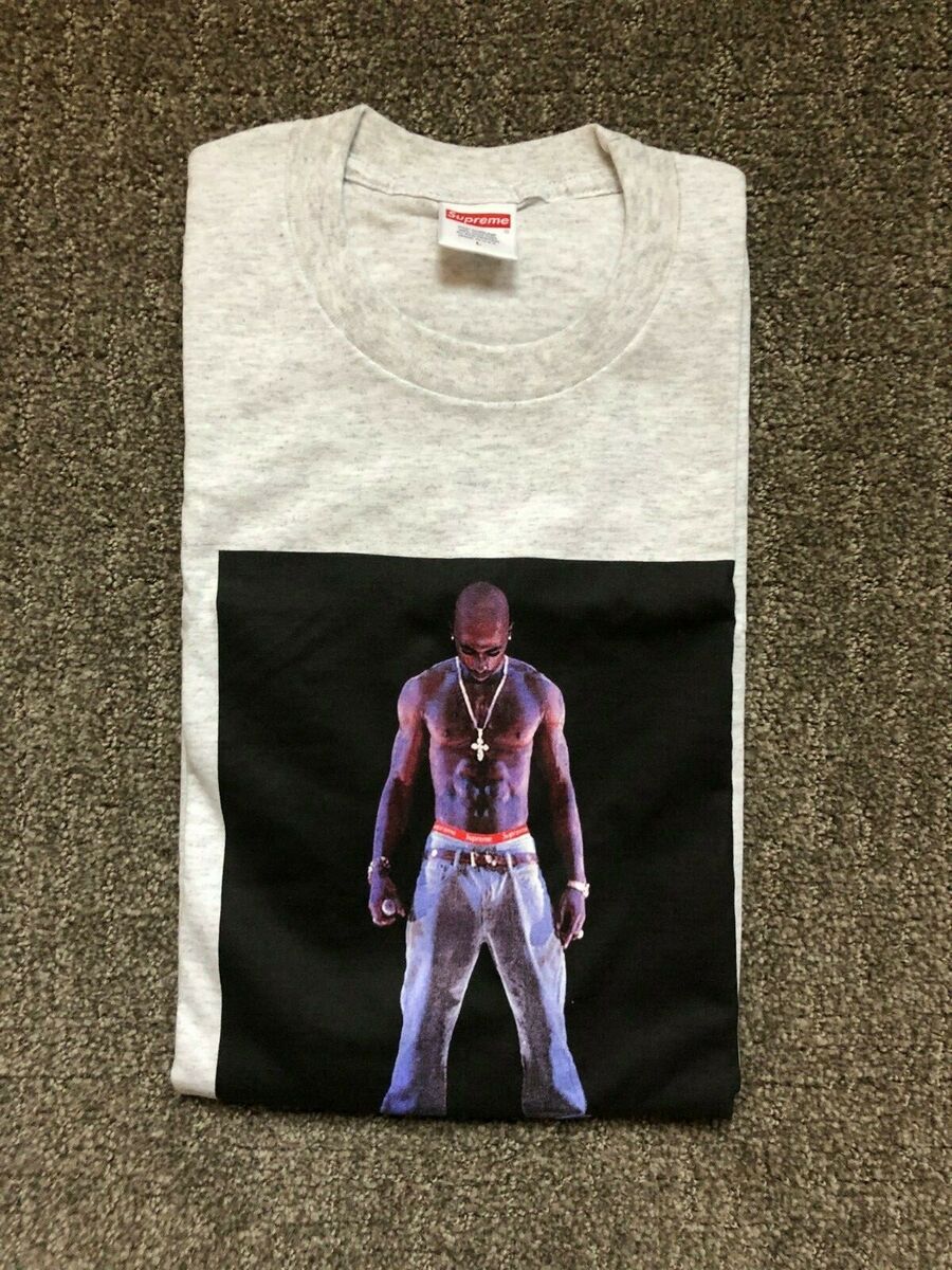 Supreme Tupac Hologram T-Shirt Grey Size L New | eBay Supreme Tupac Hologram T-Shirt Grey Size L New | eBay
