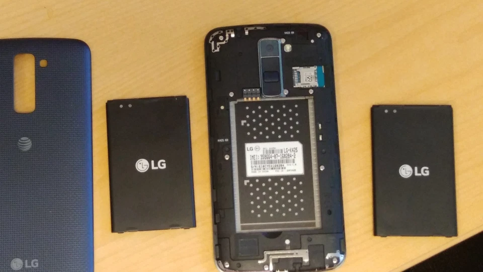 LG K10 K425 - 16GB - Blue (AT&T) Smartphone  - Image 4 of 4