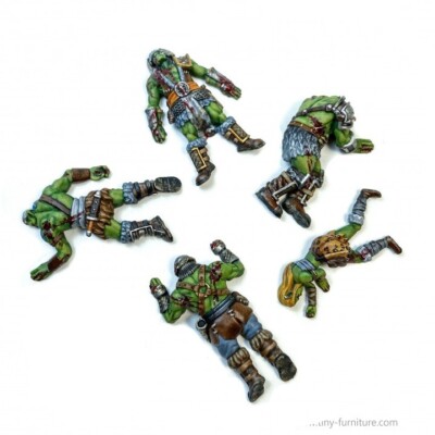 28mm Dead Orcs Dungeons Dragons DnD D&D  Villagers Castle Monster Casualty