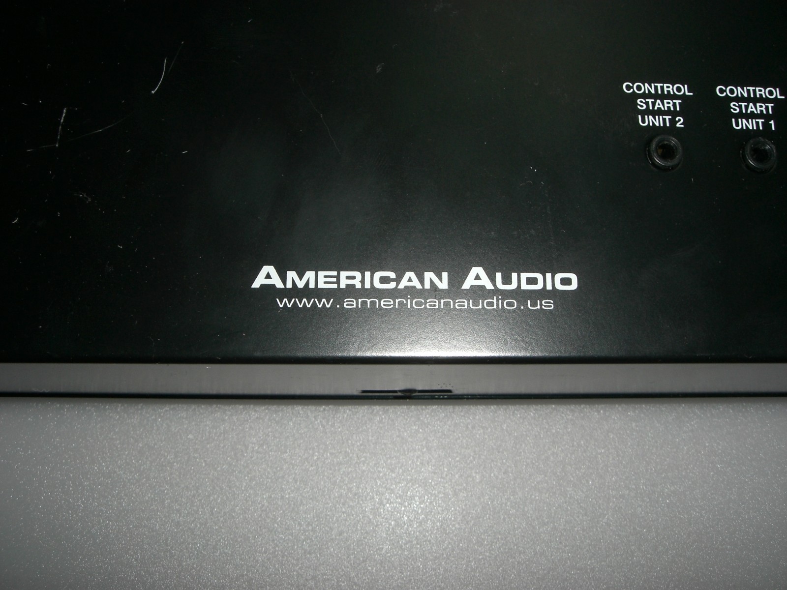 AMERICAN AUDIO DCD-PRO310 CD MIXING CONTROLLER