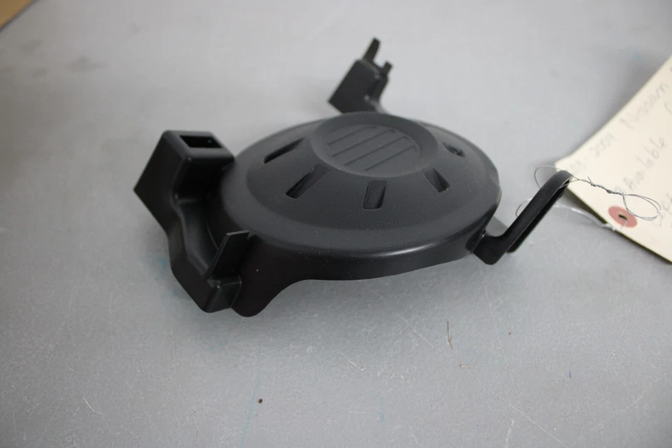 2008 2009 NISSAN ALTIMA COUPE LEFT SIDE FOG LIGHT COVER - Изображение 2 из 4