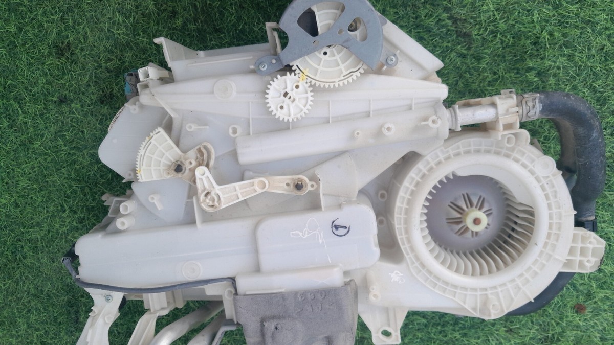 TOYOTA CleanAce エアコン本体 TOYOTA CleanAce エアコン本体