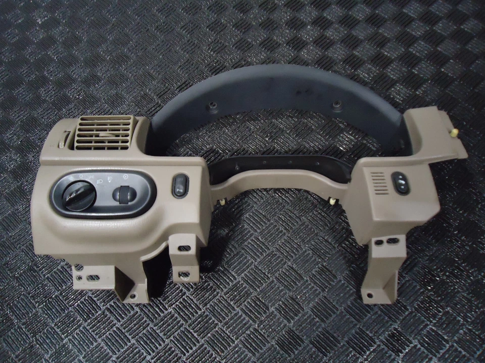 2004 MERCURY MOUNTAINEER DASH INSTRUMENT CLUSTER BEZEL — 第 4/4 张图片