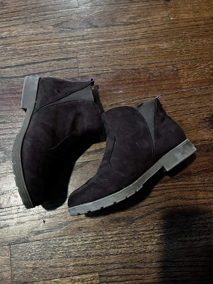 Stride Rite Lucy 2 Botín Marrón Oscuro Chelsea Boot Suela Talla 1.5 Jóvenes Niños Foto 3 de 4