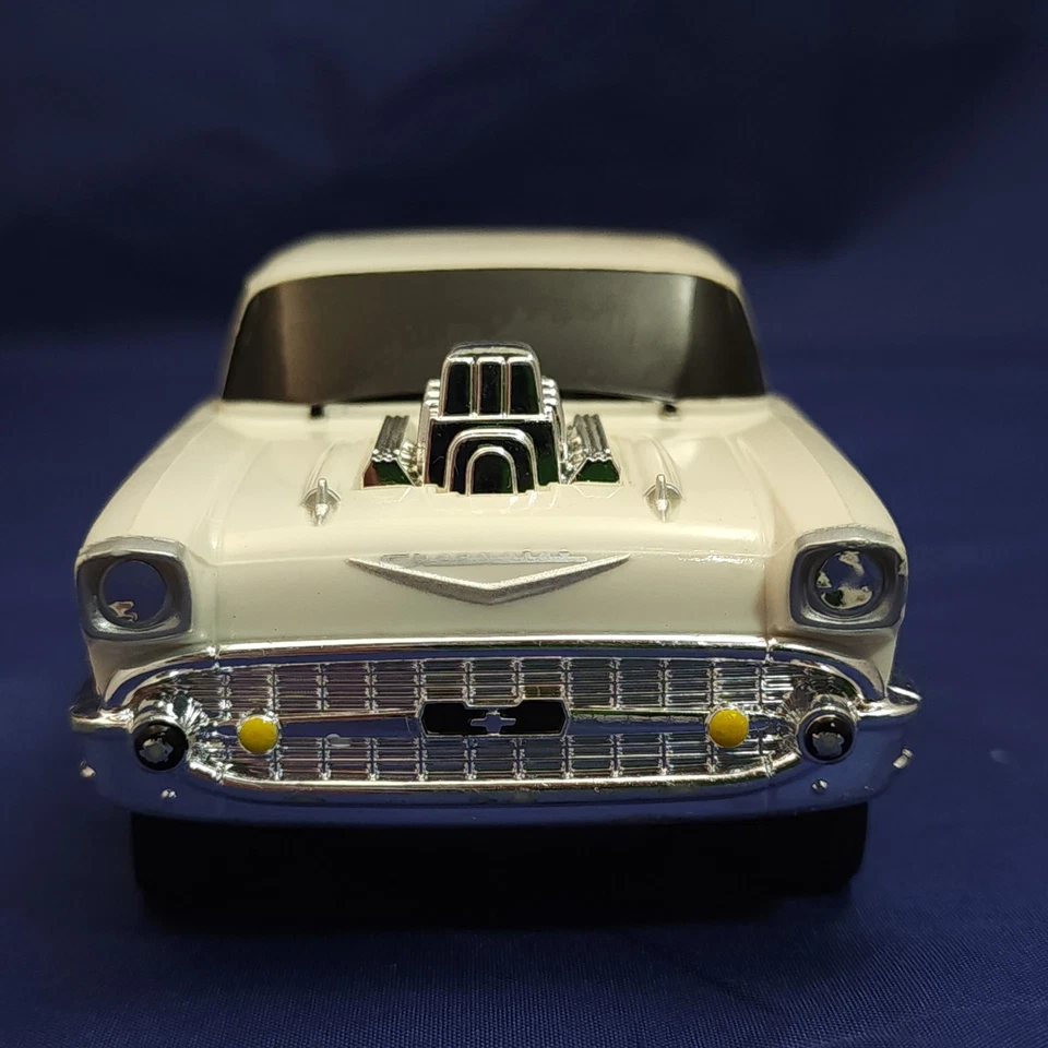 Coche remoto Tyco R/C enlatado calor 1957 Chevy blanco llama 2002 Mattel con lata Foto 4 de 4