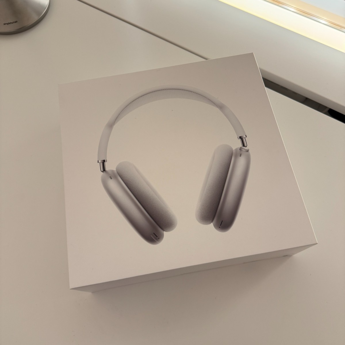 Apple AirPods Max 1st Gen Silver and Lightning | eBay
