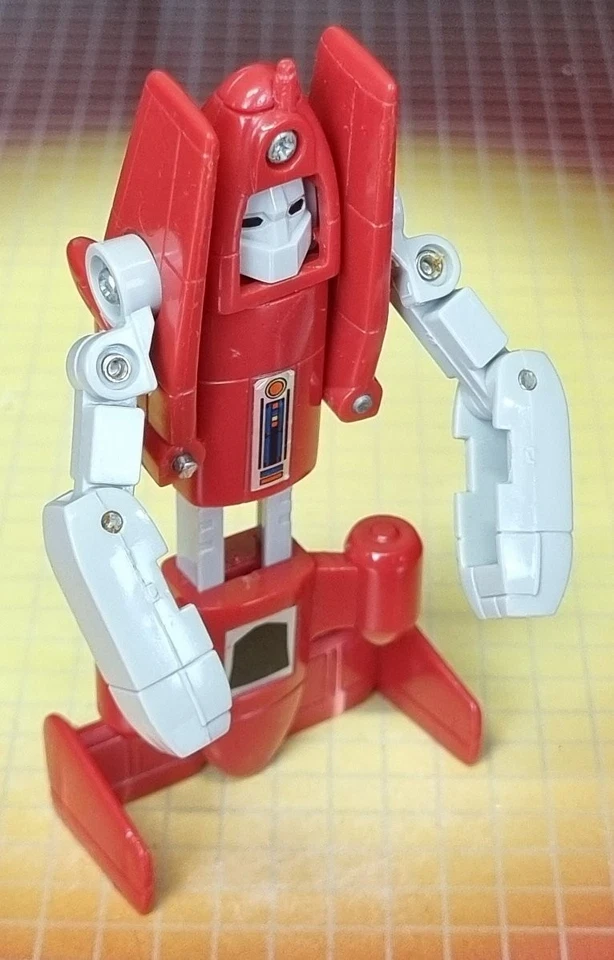 Vintage Hasbro Transformers G1 Mini Autobot Powerglide - Image 4 of 4
