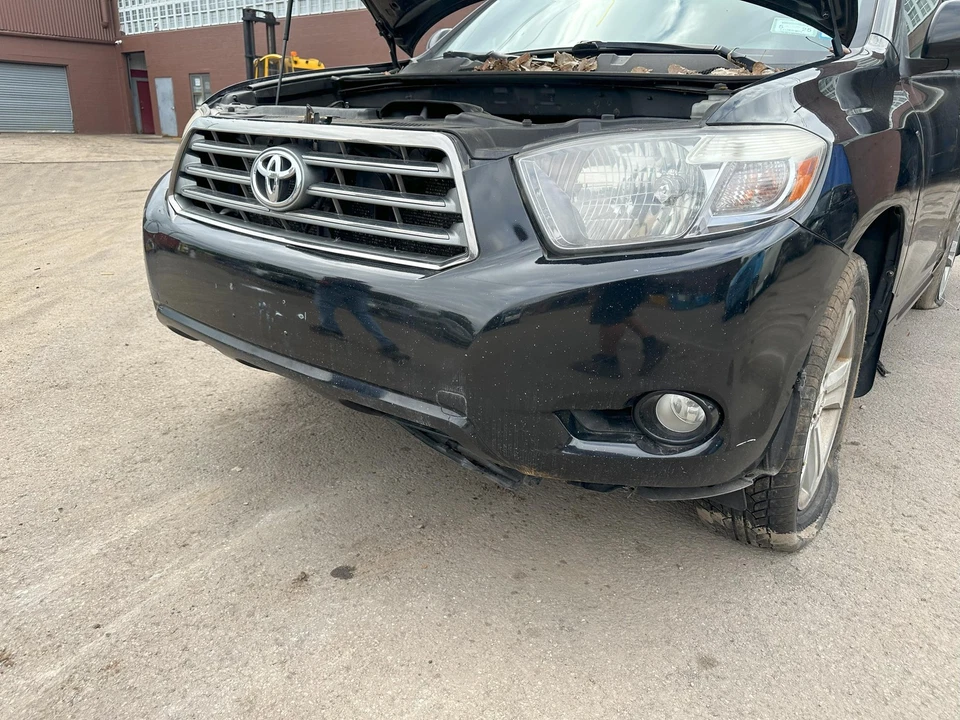 (SOLO RECOGIDA LOCAL) 08 09 10 TOYOTA HIGHLANDER Conjunto de parachoques delantero. Foto 4 de 4