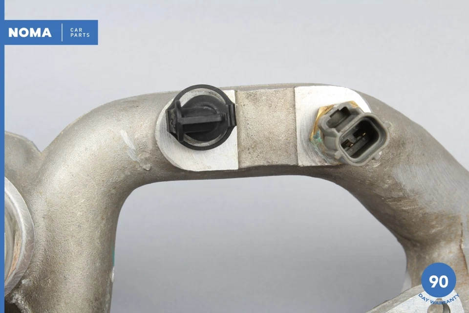 00-02 Jaguar XKR XK8 X100 Termostato Cubierta Metal Refrigerante Manguera NCC22458CC OEM Foto 4 de 4