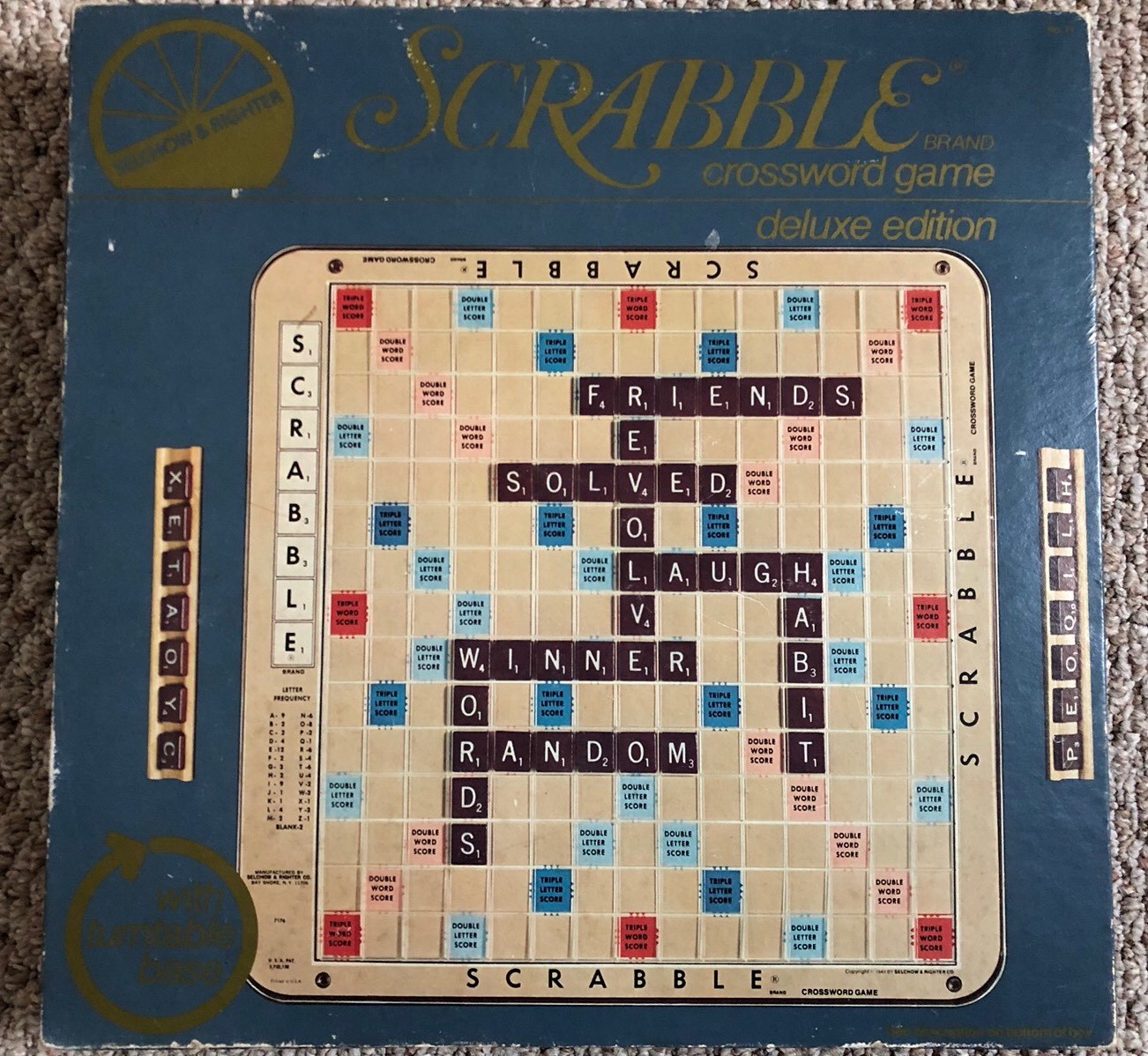 Deluxe Righter Selchow 1982 Scrabble Edition Base W