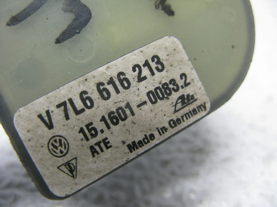 07-15 AUDI 4L Q7 VW TOUAREG SUSPENSIÓN NIVEL SENSOR DELANTERO IZQUIERDO OEM 110723 Foto 4 de 4