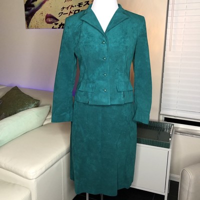 wrap around skirt definition