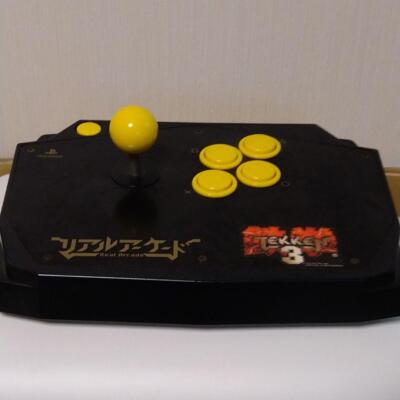 初代PlayStation +コントローラー3台 Hori Tekken 3 Real Arcade Fight Stick Playstation 1 PS1 PS2 Rare