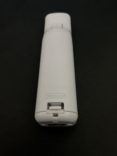 Genuine Nintendo Wii Remote Control Wiimote - 100% Official Nintendo product - Picture 4 of 4