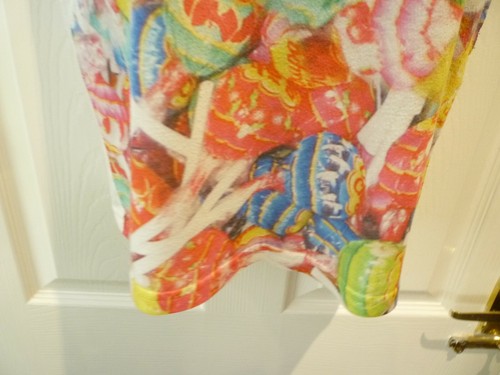 ATMOSPHERE Ladies Size 6 White Red Casual retro Chupa Chups Lollipop T Shirt Top - Picture 8 of 12