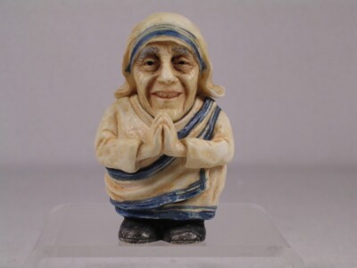 Harmony Kingdom Ball Pot Bellys / Belly 'Mother Teresa' - PBHMT2 - Retired NIB