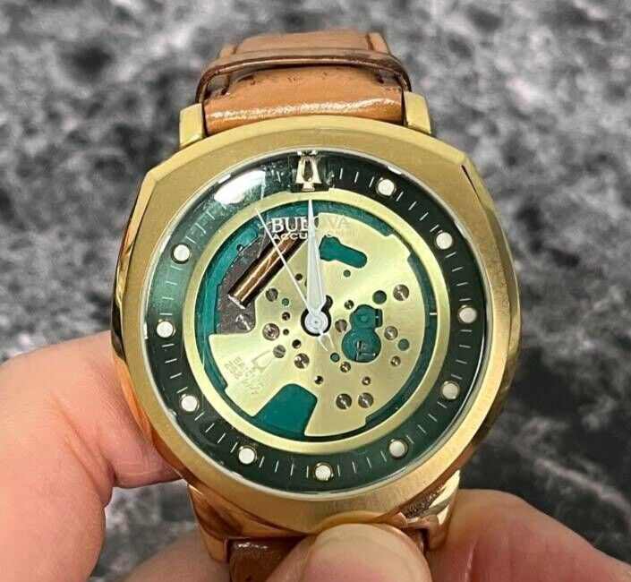 BULOVA ACCUTRON II 97A110 Spaceview Gold Bezel Quartz Men's Watch