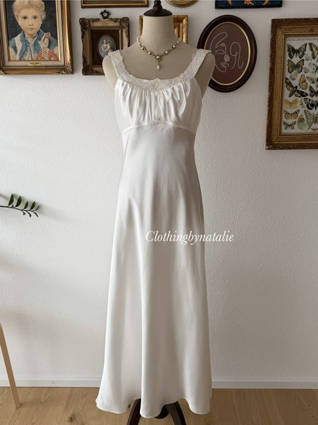 Linea Donatella Maxi White Satin Dress size M-Excellent Cond*No US Shipping*