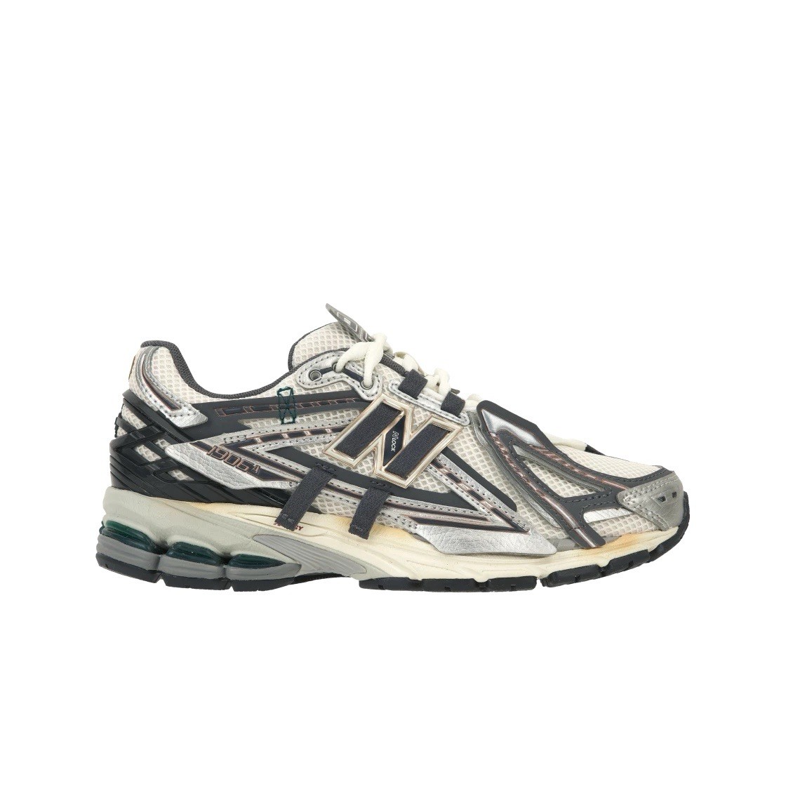ニューバランス　1906a 27cm New Balance 1906A Silver Metallic Castlerock Running Sneakers