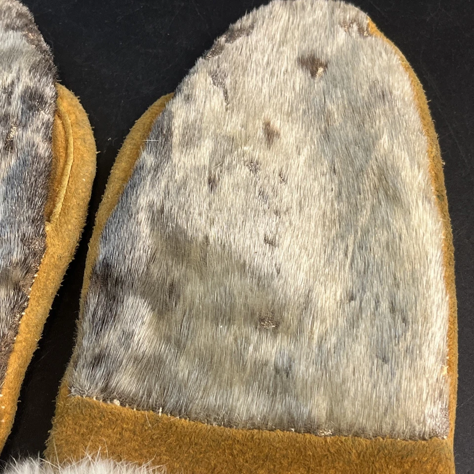 Vtg Alaskan Gray White Genuine Fur Trim Tan Leather Mittens Gloves Adult Med/Lrg - Image 3 of 4