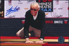 Stan Lee Handprint Ceremony Hollywood Autographed Photo Excelsior Approved Holo