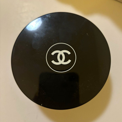 CHANEL Poudre Universelle Libre Natural Finish Loser Puder 20 30 g