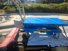 Bishamon Mobilift Hydraulic Battery-powered Lift Table Cart W 110v Charger Bishamon Mobilift Hydraulic Battery-powered Lift Table Cart W 110v Charger
