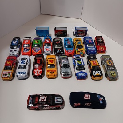 Lot of 18 NASCAR Diecast & 3 Pit Boxes, 1:64 Scale, Used, 1 car cover, see photo