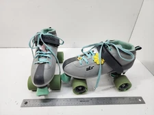 Roller Derby STR Seven Roller Skates Women’s Size 9 Adult Gray & Green FLOWERS