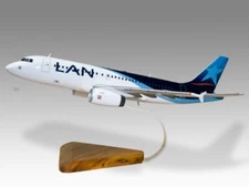 Airbus A320 LAN Chile Desk Wood Airplane New Model Large Scale 1/100