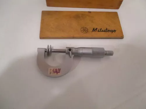 Mitutoyo Micrometer 0-1" .0001" model No. 123-125 1" In Wooden Case
