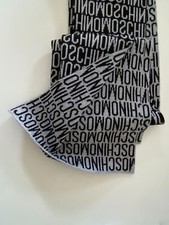 MOSCHINO Schal für den Winter MOSCHINO Logo Dual Colored