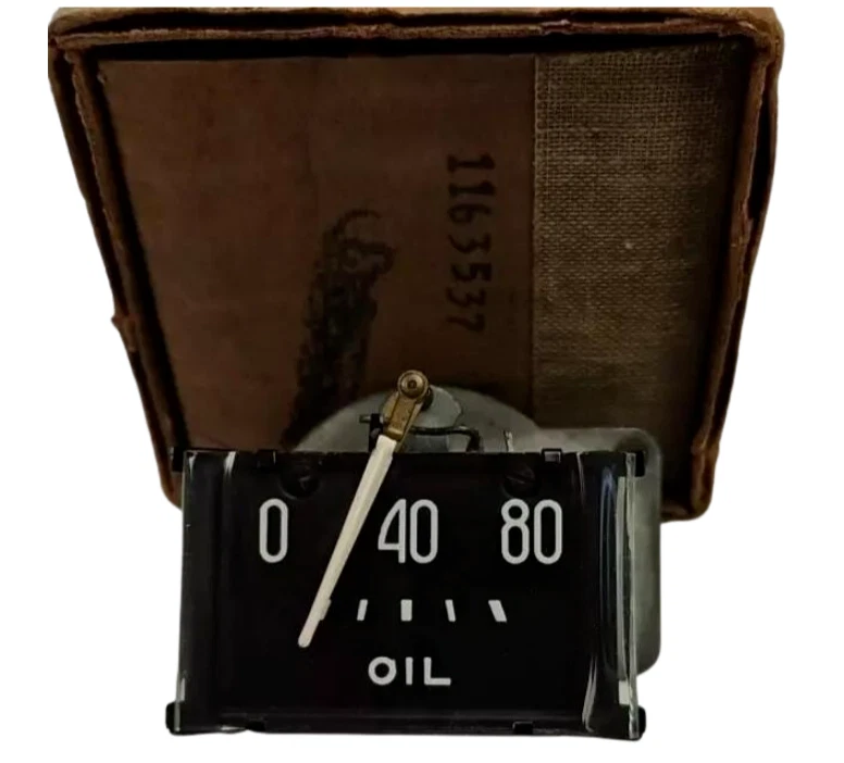 Panel de instrumentos Chrysler 1942-1948 manómetro de presión de aceite bloque letras 1163537 nuevo de stock Foto 2 de 4